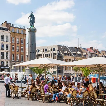 Apartment Vieux Bright Fully-equipped Apartment! Lille